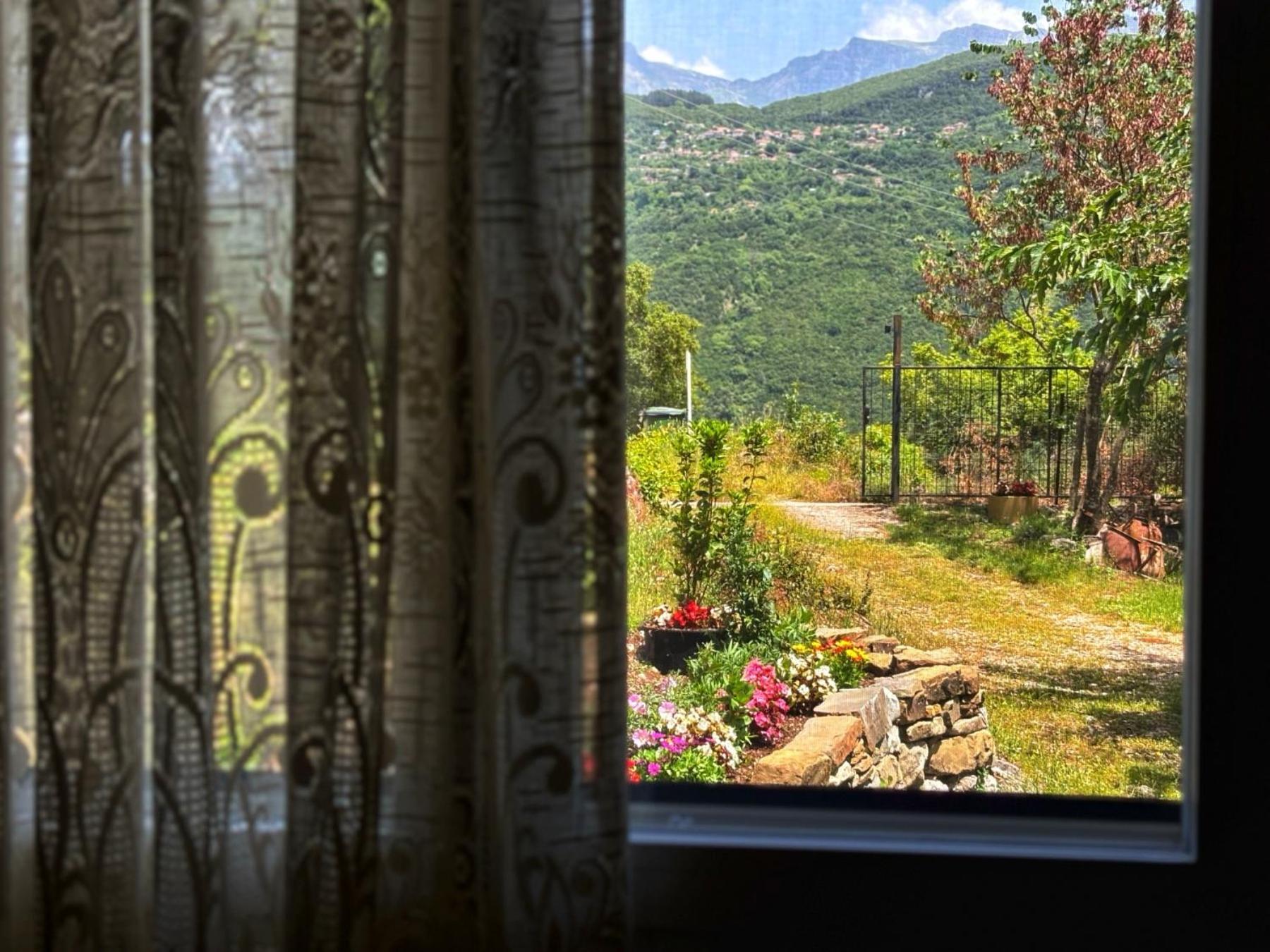 Georgaras Accommodation Platanoussa Экстерьер фото
